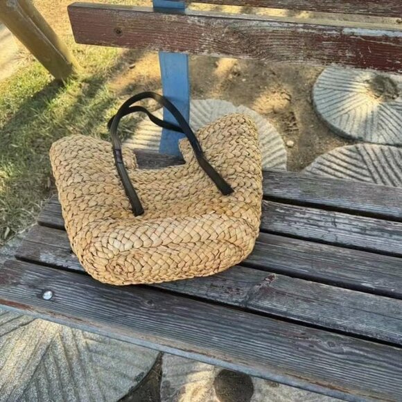 Neiman Marcus Summer Handmade Straw Purse - Picture 3 of 5